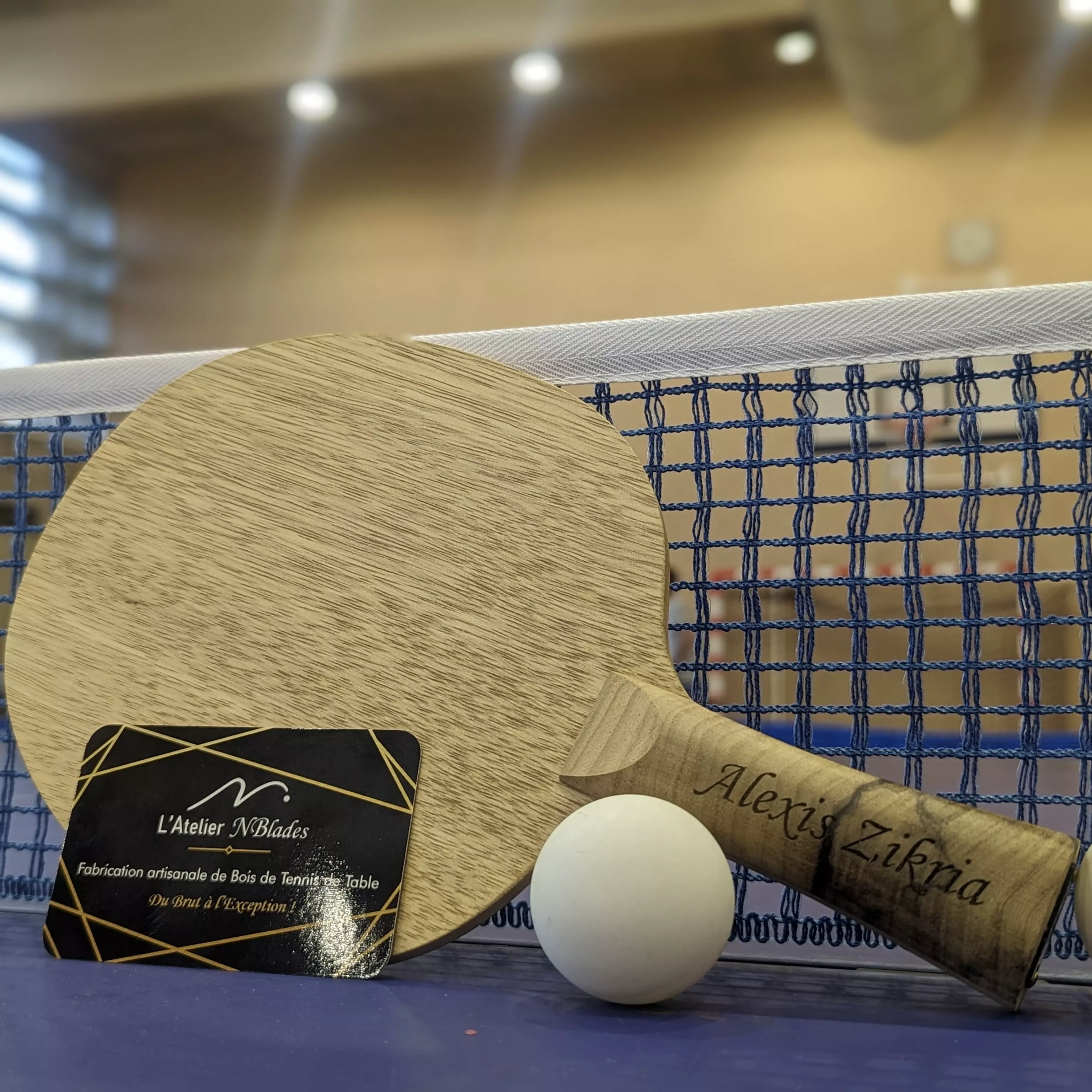 Bois tennis de table artisanal sur mesure Alexis Zikria